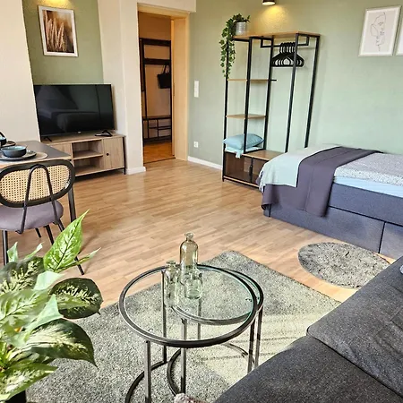 Business App In Zentraler Lage Mit 3 Schlafzimmern Für Geschäftsreisende Pendler Und Familien, Monteure Nähe Sz Apartment