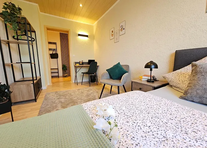 Apartment Business App In Zentraler Lage Mit 3 Schlafzimmern Für Geschäftsreisende Pendler Und Familien, Monteure Nähe Sz